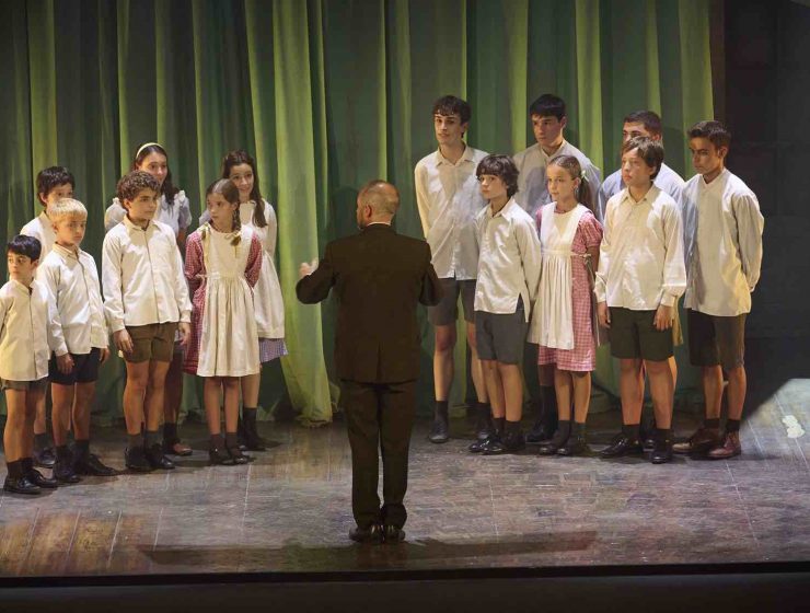 los_chicos_del_coro_musical_2_