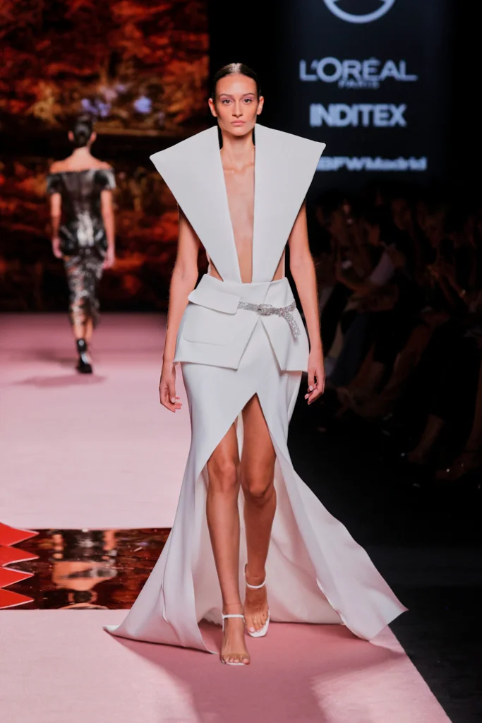isabel-sanchis-newcoleccion