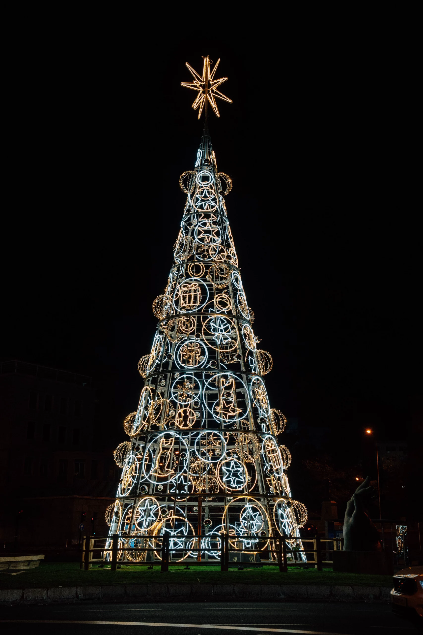 isabel_sanchis_arbol_tendenciasmagazine